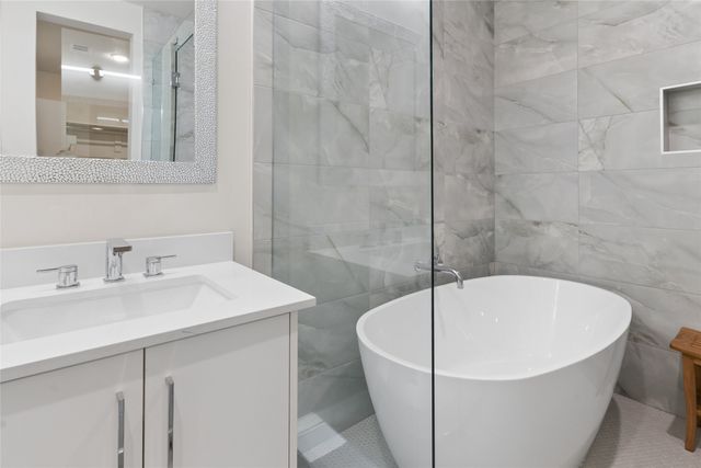 6607 Roper Street, Dallas, TX 75209