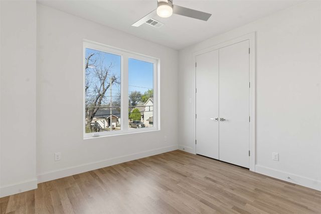 6607 Roper Street, Dallas, TX 75209