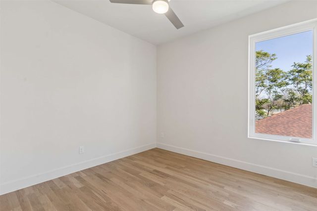 6607 Roper Street, Dallas, TX 75209