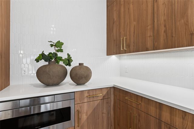 6607 Roper Street, Dallas, TX 75209