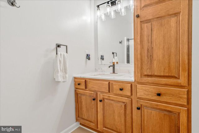 20407 KINGS CREST BLVD, Hagerstown, MD 21742