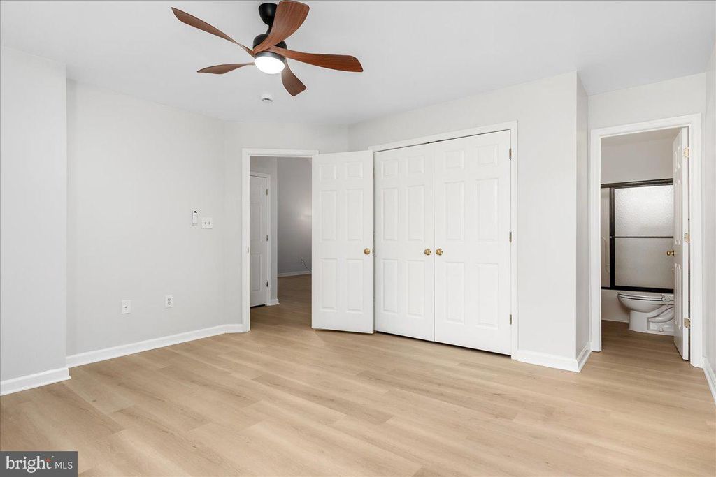 Image 13 of property listing at 20407 KINGS CREST BLVD, Hagerstown, MD 21742