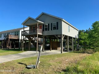 4045 Sixteenth Street, Bay Saint Louis, MS 39520