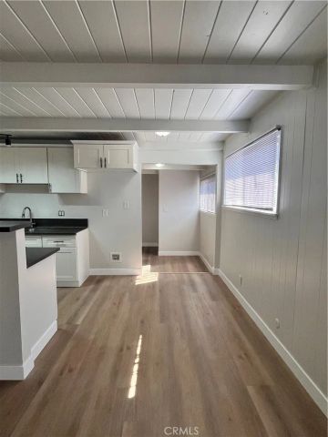 3209 W 110th Street front house, Inglewood, CA 90303