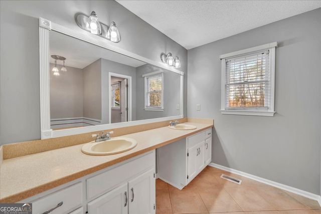 1570 Johnson Road, Macon, GA 31220