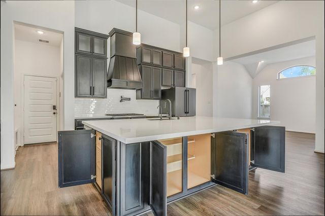 21952 Gateway Arch Drive, Porter, TX 77365