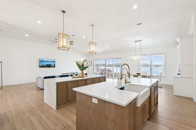 10839 LAKESHORE DRIVE, Clermont, FL 34711