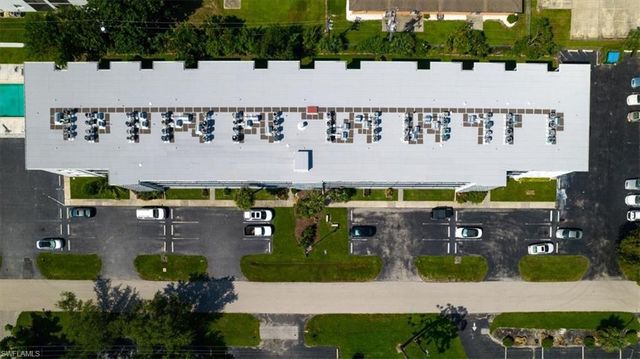 4906 Victoria DR 413, Cape Coral, FL 33904