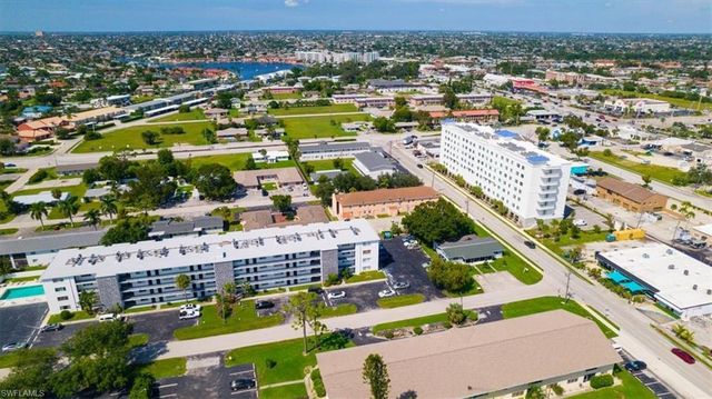 4906 Victoria DR 413, Cape Coral, FL 33904