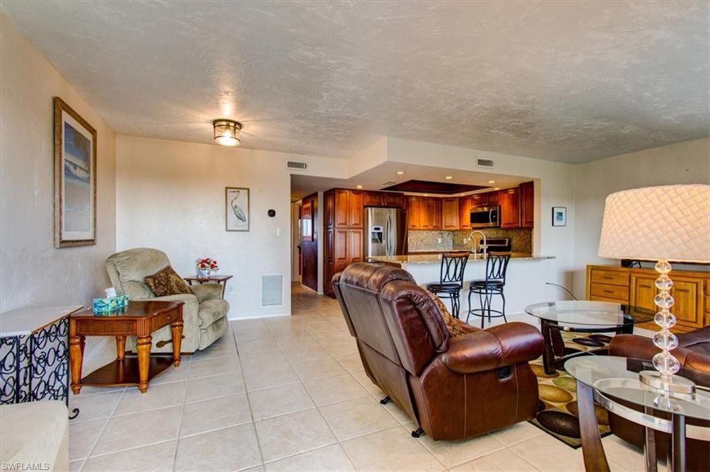 4906 Victoria DR 413, CAPE CORAL, FL 33904 — photo 2