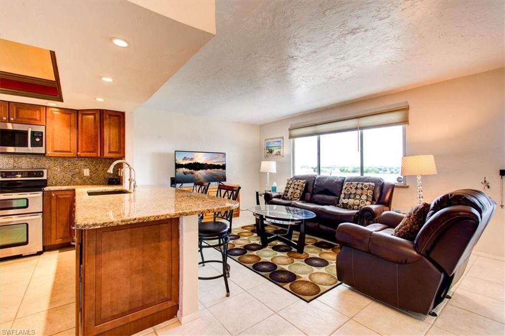 4906 Victoria DR 413, CAPE CORAL, FL 33904 — photo 4
