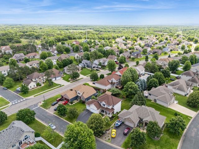 1322 129th Avenue NW, Coon Rapids, MN 55448