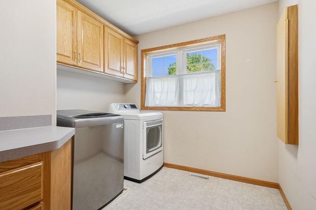 1322 129th Avenue NW, Coon Rapids, MN 55448