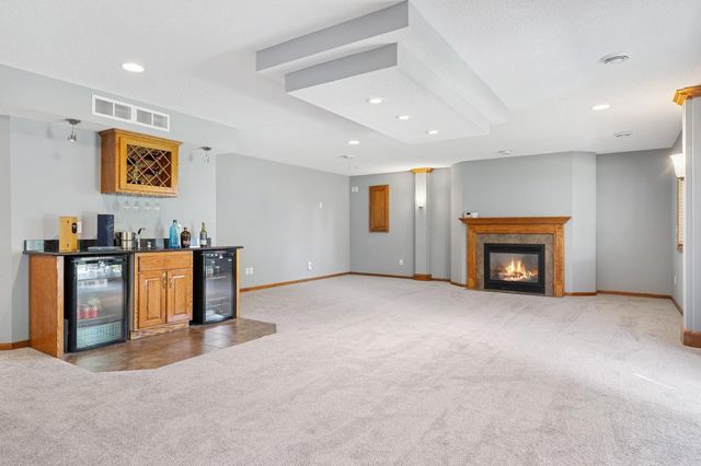 1322 129th Avenue NW, Coon Rapids, MN 55448
