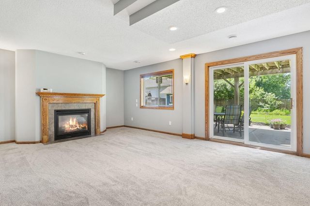 1322 129th Avenue NW, Coon Rapids, MN 55448