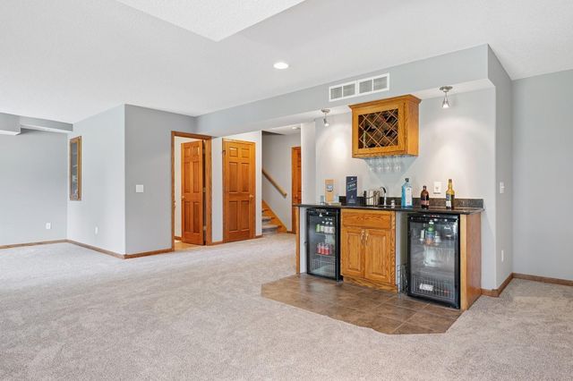 1322 129th Avenue NW, Coon Rapids, MN 55448