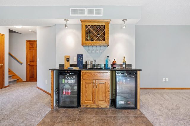 1322 129th Avenue NW, Coon Rapids, MN 55448