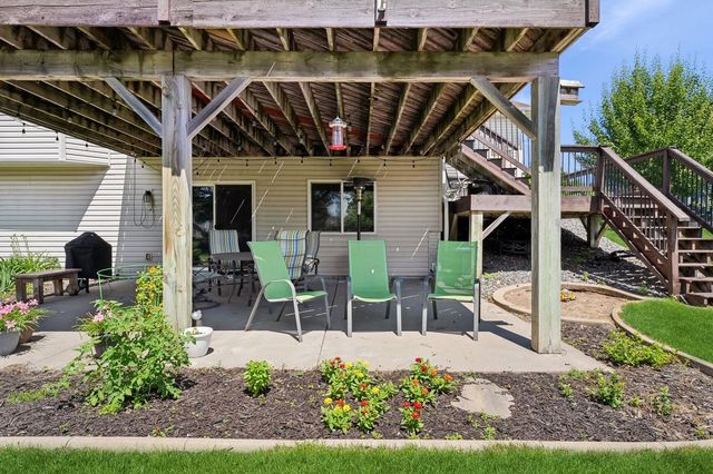 1322 129th Avenue NW, Coon Rapids, MN 55448