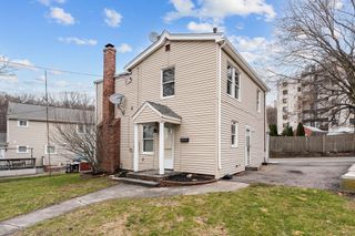 10 Ernest Ave, Quincy, MA 02169