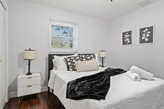 3642 Kitely Avenue, Boynton Beach, FL 33436