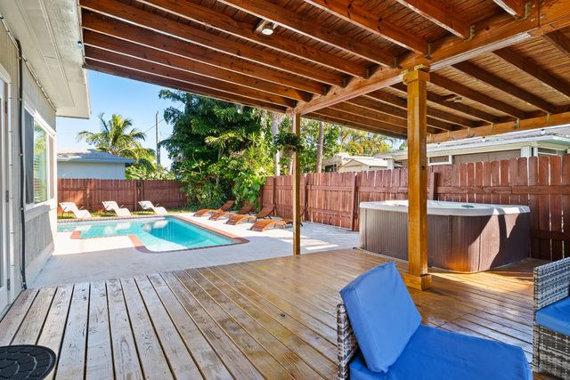 3642 Kitely Avenue, Boynton Beach, FL 33436