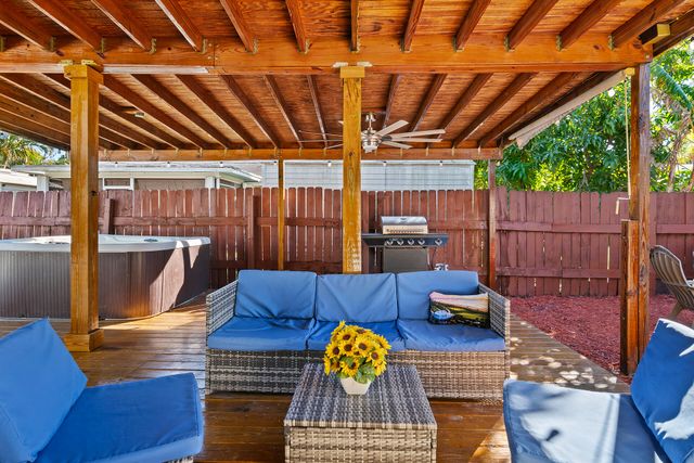 3642 Kitely Avenue, Boynton Beach, FL 33436