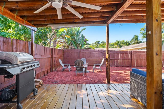 3642 Kitely Avenue, Boynton Beach, FL 33436