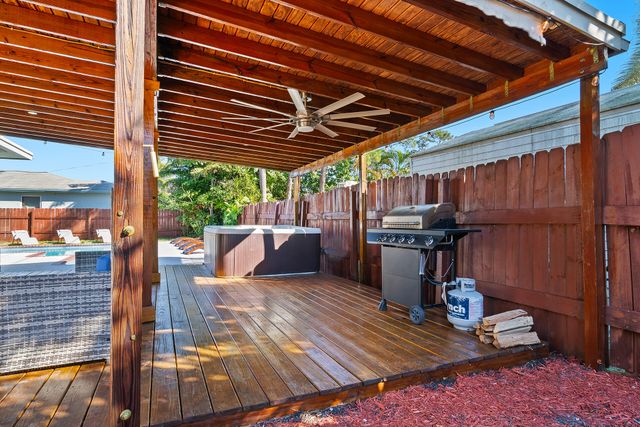 3642 Kitely Avenue, Boynton Beach, FL 33436