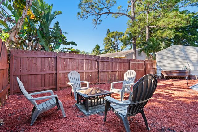 3642 Kitely Avenue, Boynton Beach, FL 33436