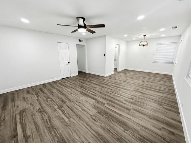 199 Spani Way, Pixley, CA 93256