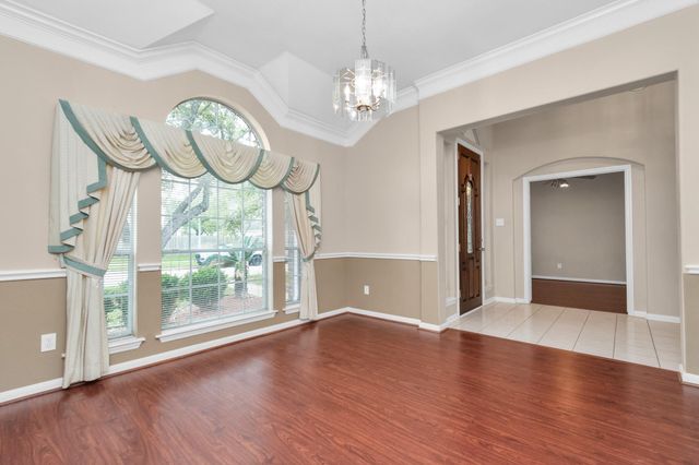 1915 Crescent Oak Drive, Missouri City, TX 77459