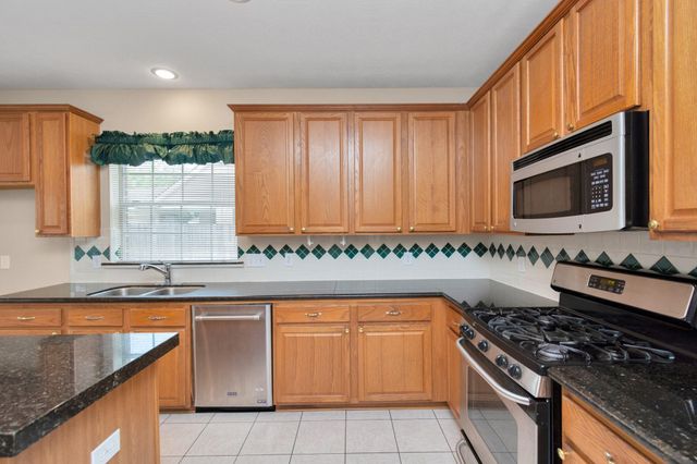 1915 Crescent Oak Drive, Missouri City, TX 77459