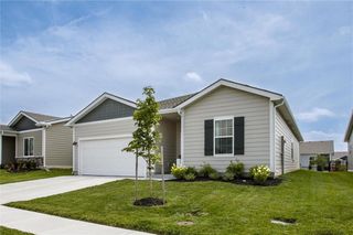 27031 E Oak View Drive, Lee's Summit, MO 64086
