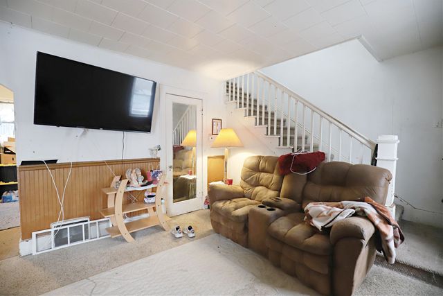 245 N Saginaw Street, Montrose, MI 48457