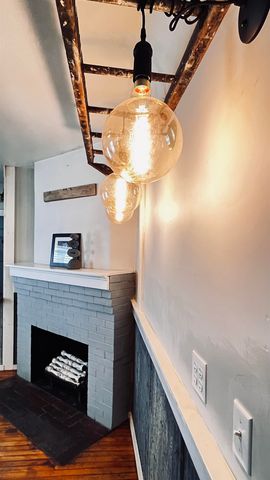 14 Glover Road, Barton, VT 05822