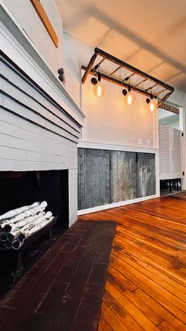 14 Glover Road, Barton, VT 05822