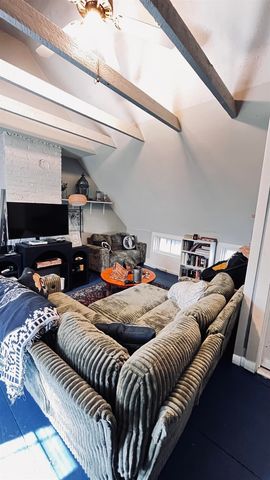 14 Glover Road, Barton, VT 05822