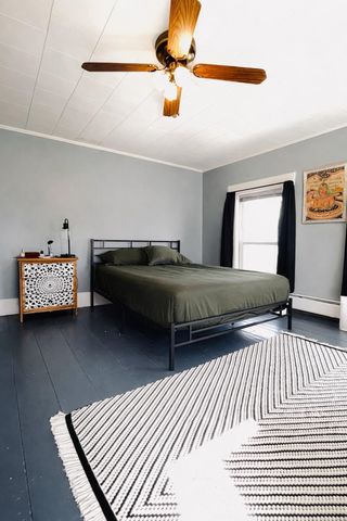 14 Glover Road, Barton, VT 05822