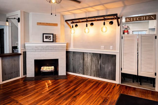14 Glover Road, Barton, VT 05822