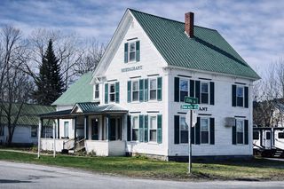 14 Glover Road, Barton, VT 05822