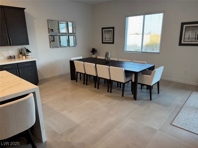 10851 Mila Landing Avenue, Las Vegas, NV 89166