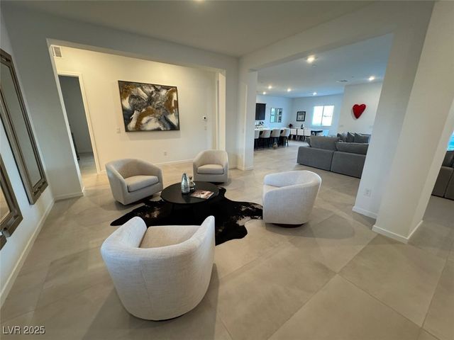 10851 Mila Landing Avenue, Las Vegas, NV 89166