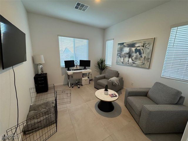 10851 Mila Landing Avenue, Las Vegas, NV 89166