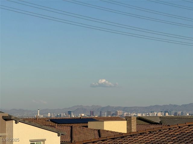 10851 Mila Landing Avenue, Las Vegas, NV 89166