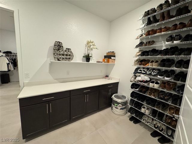 10851 Mila Landing Avenue, Las Vegas, NV 89166