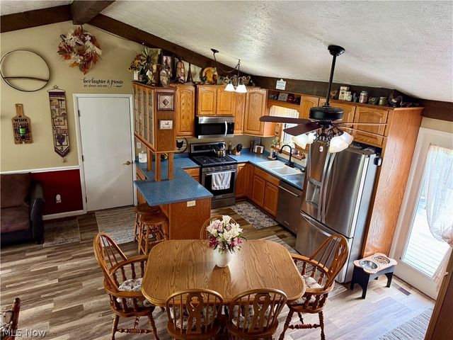 572 Hughes Drive, Tallmadge, OH 44278