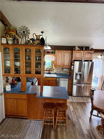 572 Hughes Drive, Tallmadge, OH 44278