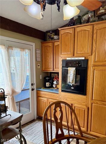 572 Hughes Drive, Tallmadge, OH 44278