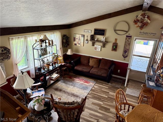 572 Hughes Drive, Tallmadge, OH 44278