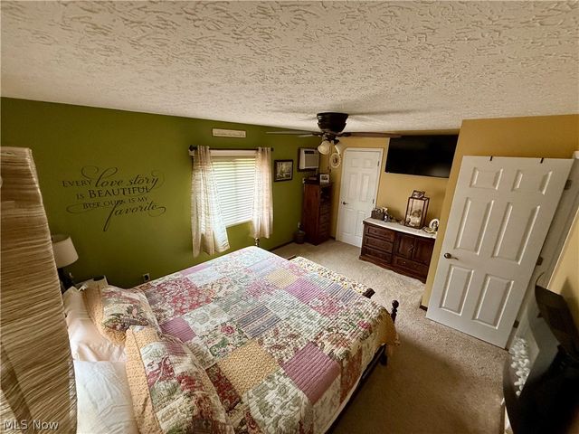 572 Hughes Drive, Tallmadge, OH 44278